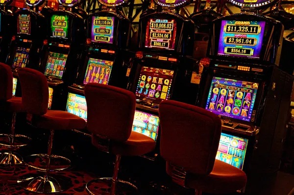 Big Time Gaming slots interface on sora89 mobile showing reel layout and spin button